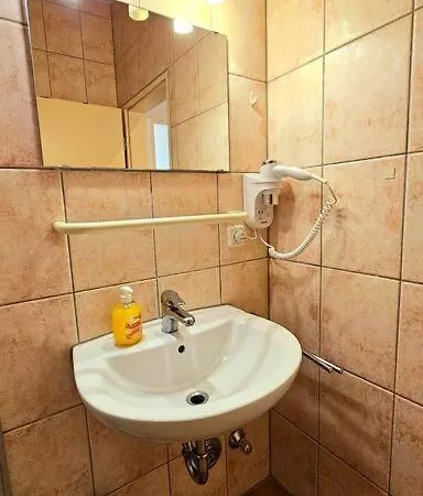 Number 4 Apartament *